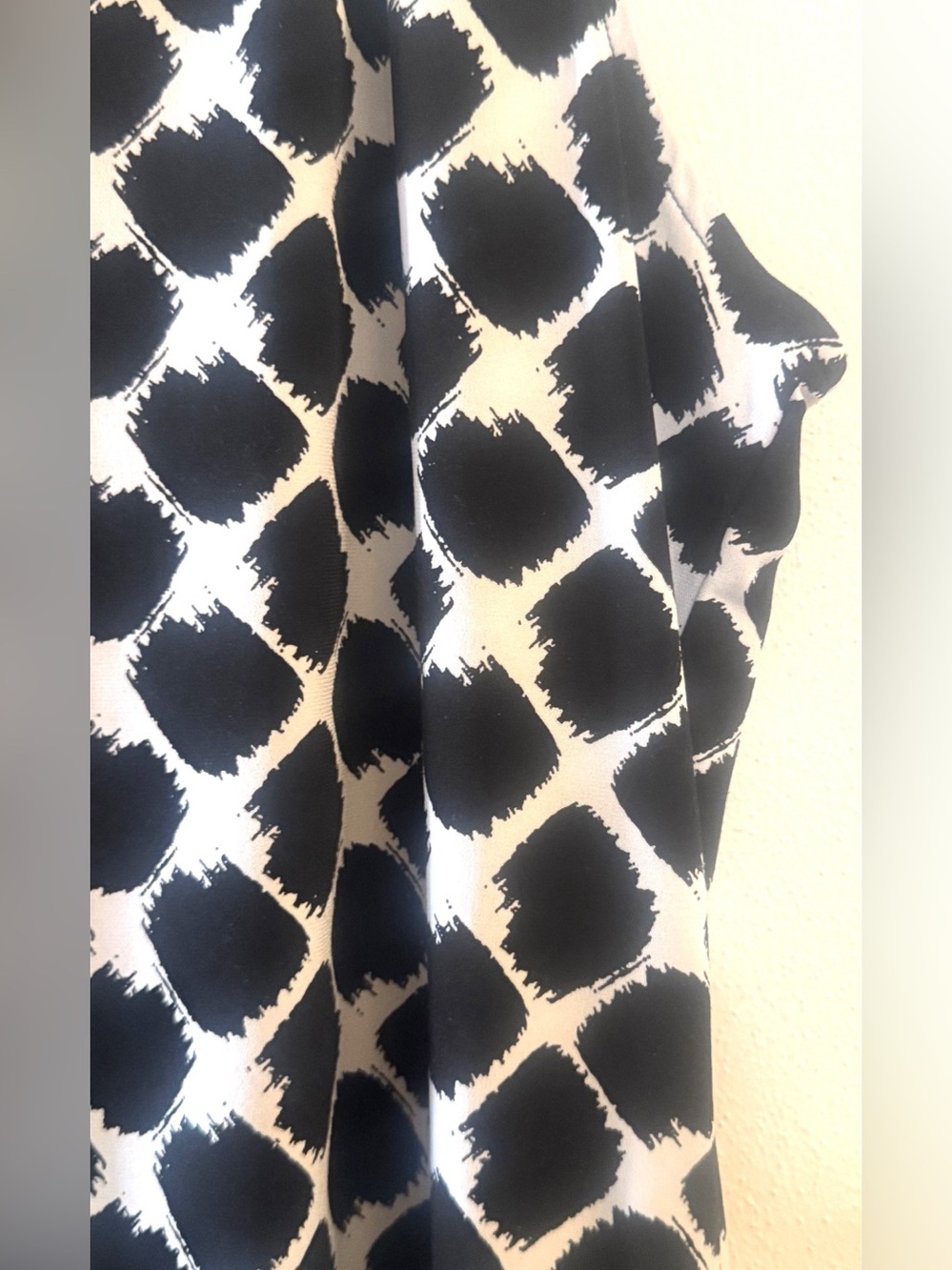 Liz Claiborne Women's Black White Geometric Print Sleeveless Career Blouse Large - Picture 4 of 6